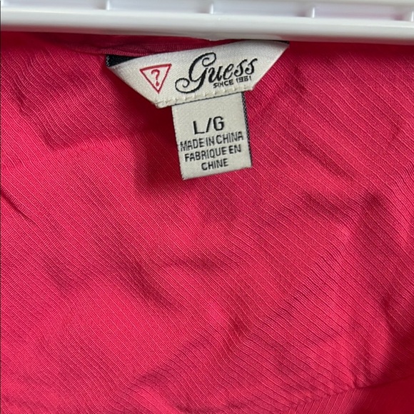 Pink Sleeveless Tank Top with Scoop Neckline - Picture 2 of 4